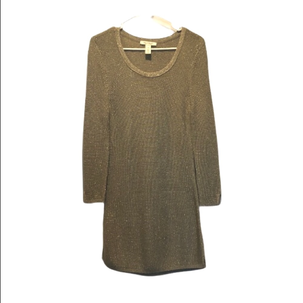 WHITE HOUSE BLACK MARKET Top size M